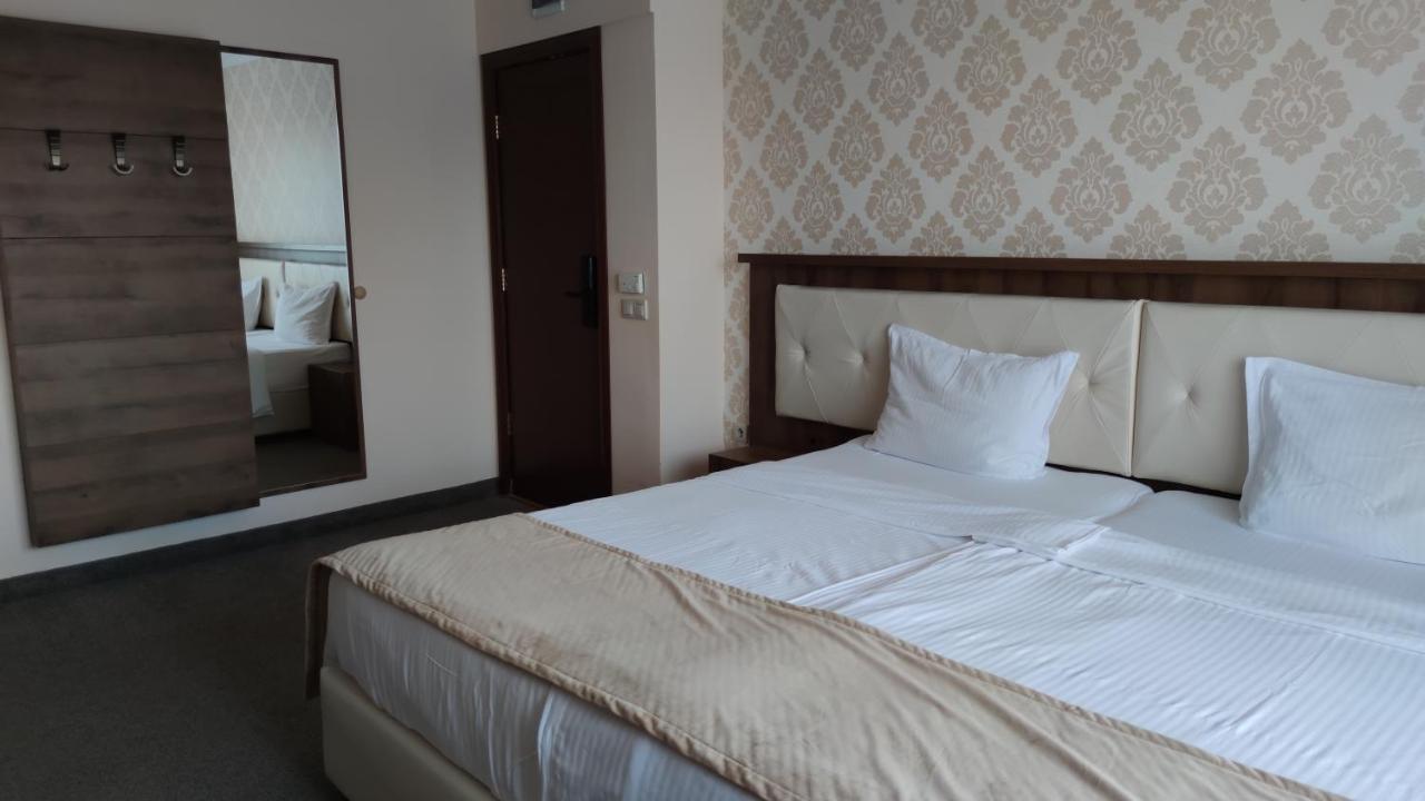 Spa Hotel Medicus วาร์เชทส์ ภายนอก รูปภาพ