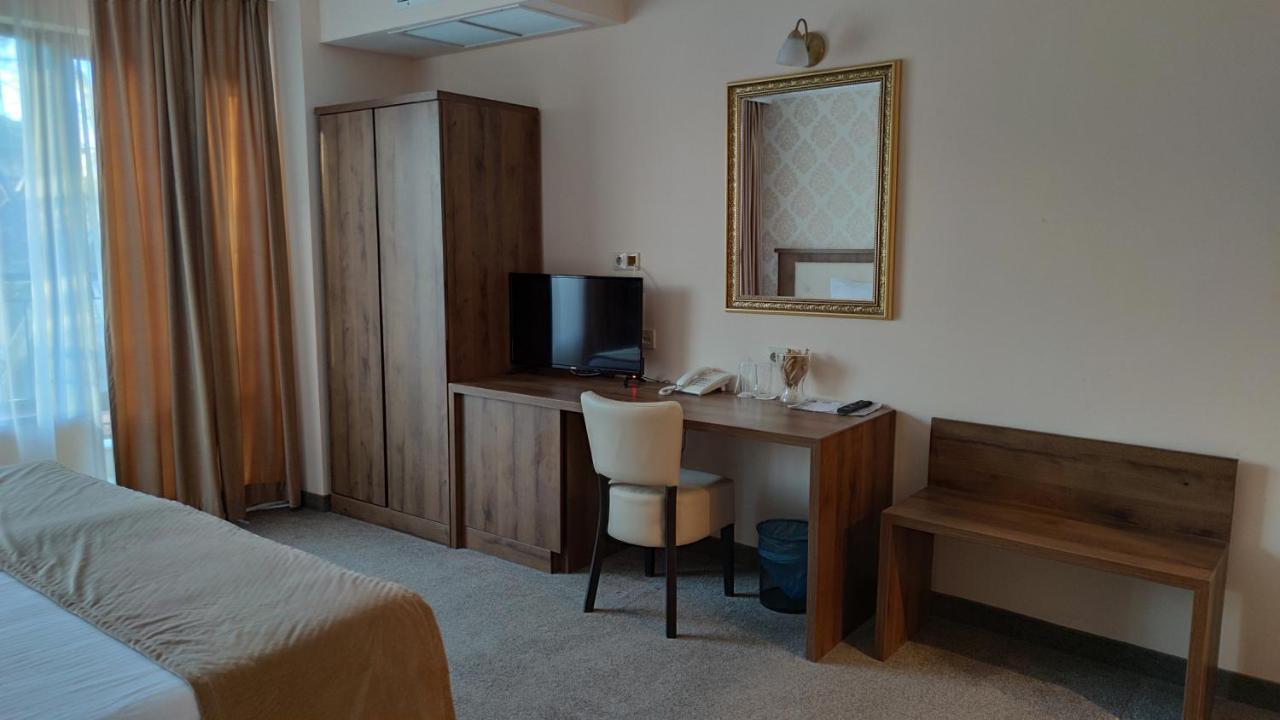Spa Hotel Medicus วาร์เชทส์ ภายนอก รูปภาพ