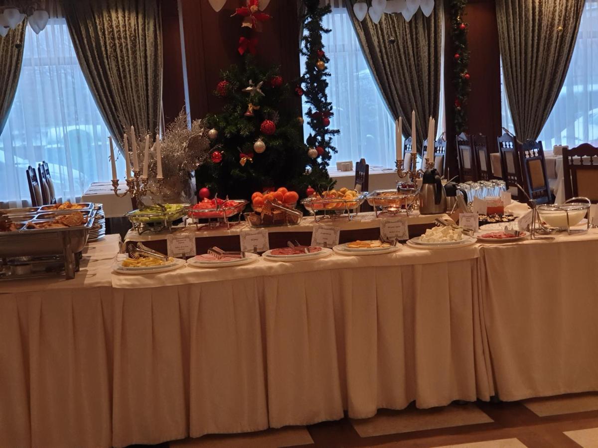 Spa Hotel Medicus วาร์เชทส์ ภายนอก รูปภาพ
