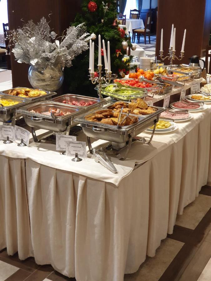 Spa Hotel Medicus วาร์เชทส์ ภายนอก รูปภาพ